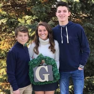 Meet your Posher, Dawn